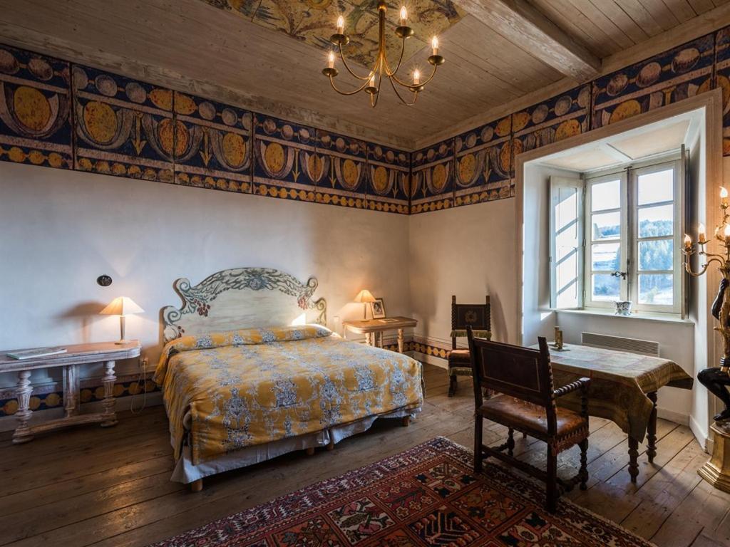 Château des Marcilly Talaru Chalmazel-Jeansagniere Chambre photo